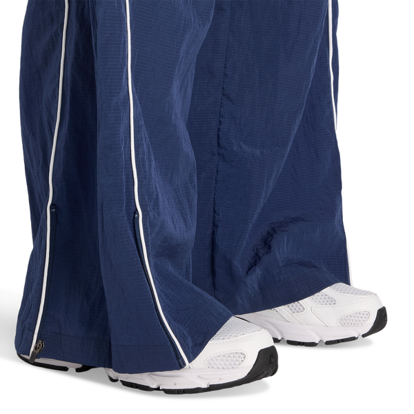 New Balance Legacy Pants - Women's - Navy - Image 5