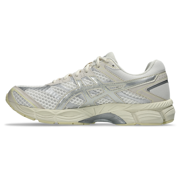 ASICS® GEL-Cumulus 16 - Women's - Cream/Pure Silver - Image 2