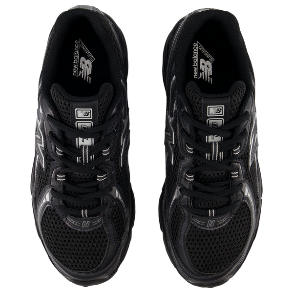 New Balance 740 - Women's - Black/Silver - Image 4