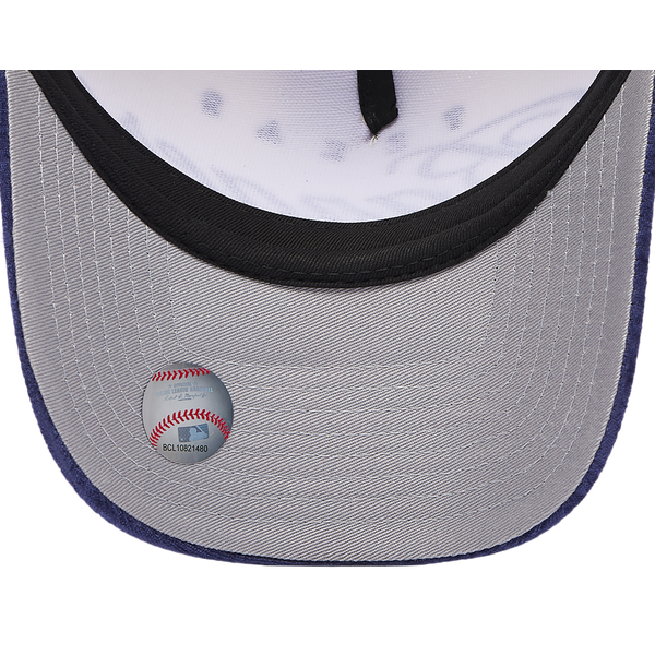 New Era Rangers 2 Tone Velvet Script Cap - Adult - White/Royal - Image 5