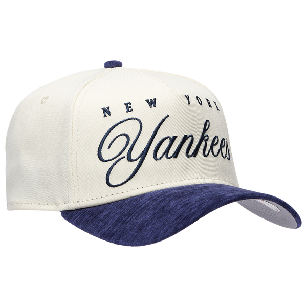 New Era Yankees 2 Tone Velvet Scrip Cap - Adult - White/Navy - Image 3