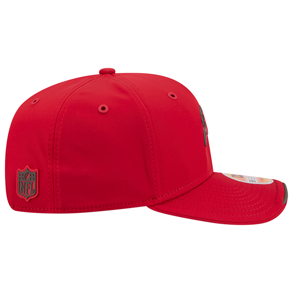 New Era Buccaneers NFL '26 Side Line 970 Cap - Adult - Red - Image 5