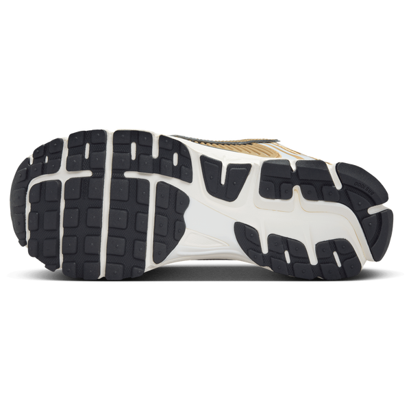 Nike Zoom Vomero 5 - Women's - Grey/Gold - Image 5