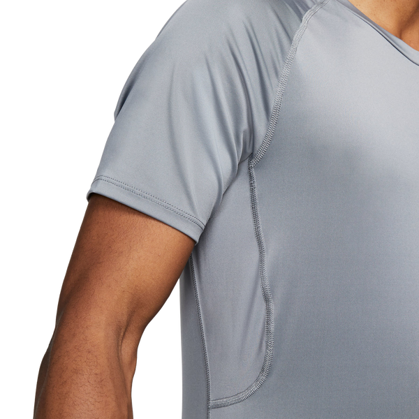 Nike Dri-FIT Slim Top Short Sleeve - Men's - Smoke Grey/Black - Image 4