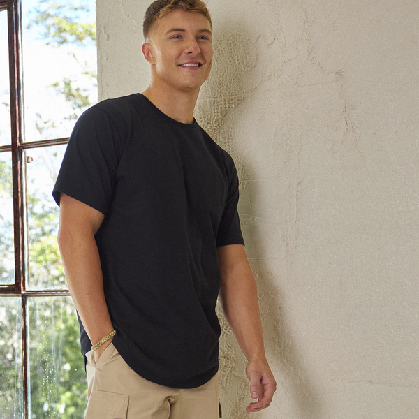 CSG Curve Hem T-Shirt - Men's - Black
