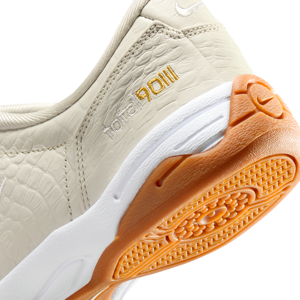 Nike T90 - Women's - Lt Bone/Sail/White - Image 8