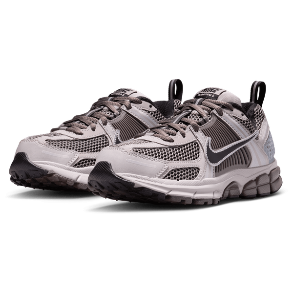Nike Vomero 5 - Boys' Grade School - Grey/Black/Silver - Image 6