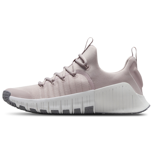 Nike Metcon 6 - Women's - Platinum Volt/White/Cement Grey - Image 2