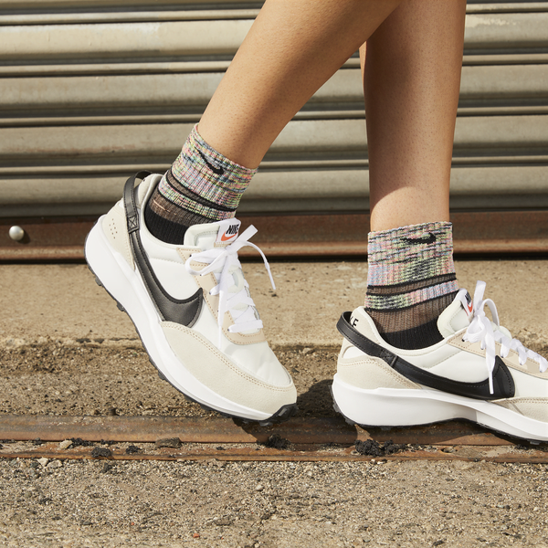 Nike Waffle Debut - Women's - Sanddrift/Black/Phantom - Image 9