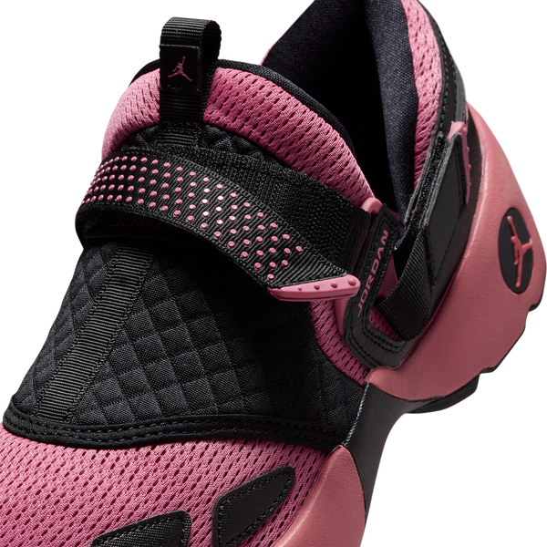 Jordan Trunner LX - Women's - Black/Desert Berry/Reflective Silver - Image 6