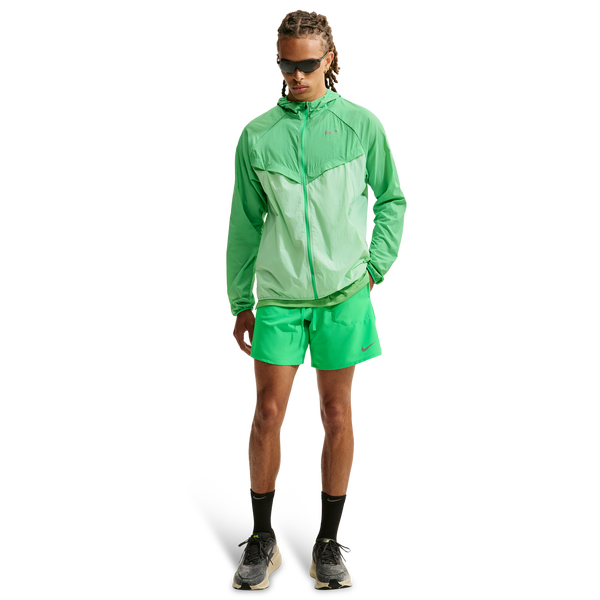 Nike Dri-FIT Stride 2in1 7" Shorts - Men's - Reflective Silver/Green Spark - Image 3