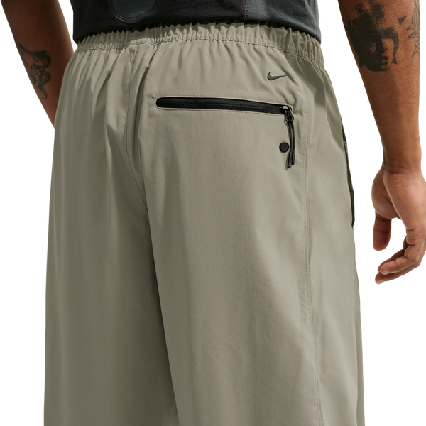 Nike Dri-Fit Tech Helios Sun Pant - Men's - Black/Light Army - Image 2