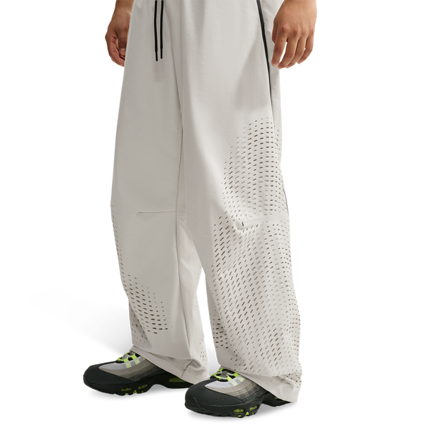 Nike Tech Dri-FIT Shori Perf OH Pant - Men's - Light Bone/Black