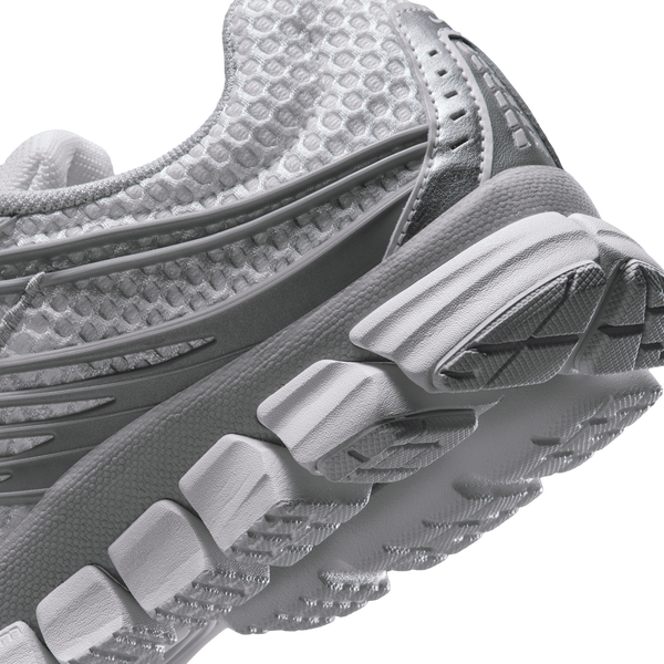Nike Zoom Skylon 11 - Women's - Mtlc Silver/White/Gray Fog - Image 8