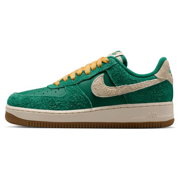 Nike Air Force 1 '07 LE Low - Women's - Malachite/Coconut Milk/Univ Gold - Image 2
