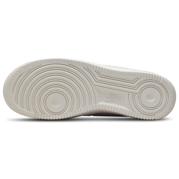 Nike Air Force 1 '07 LE Low - Women's - Platinum Violet/Summit White/Light Violet Ore - Image 5