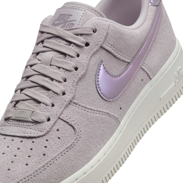 Nike Air Force 1 '07 LE Low - Women's - Platinum Violet/Summit White/Light Violet Ore - Image 7