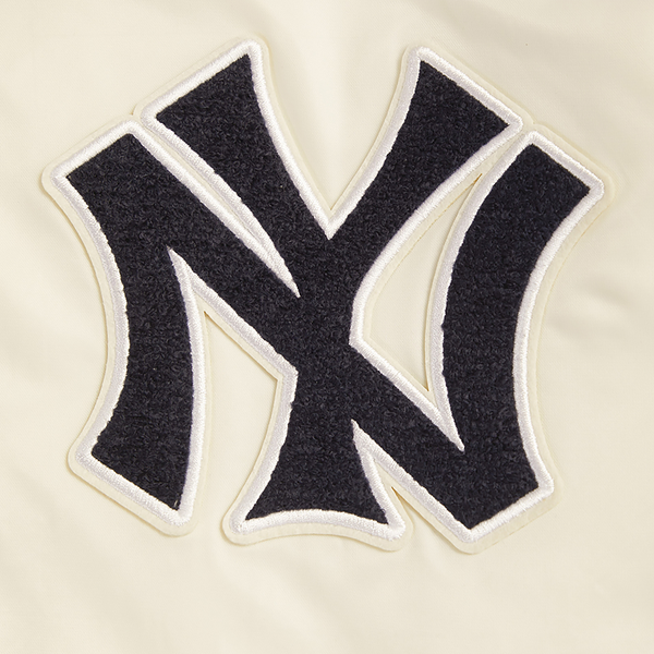 Pro Standard New York Yankees Retro Classic Rib Satin Jacket - Men's - Eggshell/Midnight Navy - Image 6