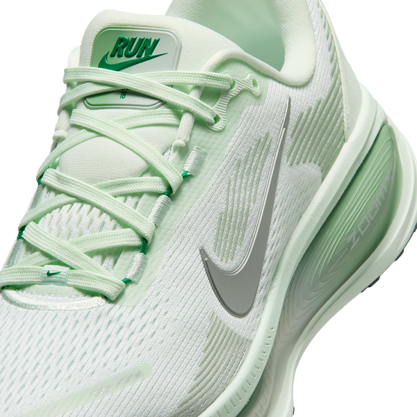 Nike Vomero 18 - Women's - Barely Green/Steam/Mtlc Silver - Image 7