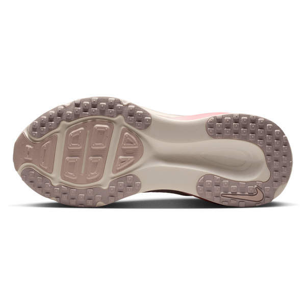 Nike Vomero 18 - Women's - Chalk/Red Stardust/Silt Red - Image 5