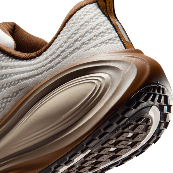 Nike Vomero Plus - Men's - Sail/Pecan/Caldera Brown - Image 8