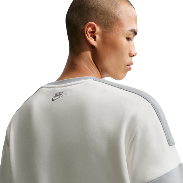 Nike Club BB Crew JDI - Men's - Lt Smoke Grey/Sail/Lt Smoke Grey - Image 2