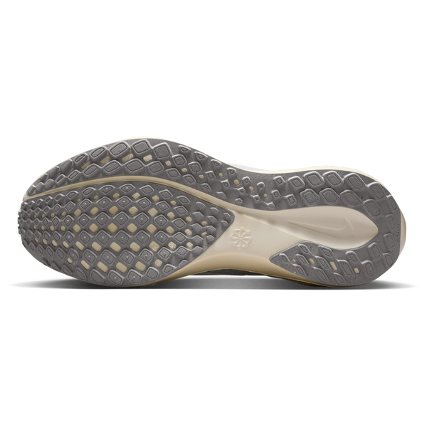 Nike Air Zoom Pegasus 41 ESS - Women's - White/White/Chalk - Image 5