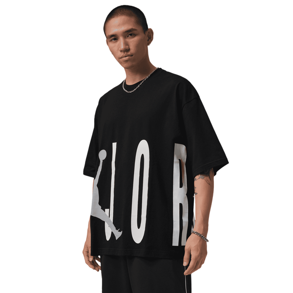 Jordan Torso Stretch Oversized Short Sleeve Crew - Men's - Black/Wolf Grey
