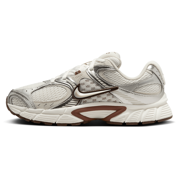 Nike V5 RNR - Women's - Sail/Lt Orewood Brown/Fauna Brown - Image 2