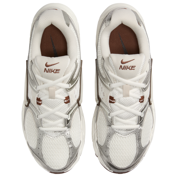 Nike V5 RNR - Women's - Sail/Lt Orewood Brown/Fauna Brown - Image 4