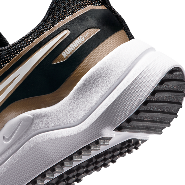 Nike Cosmic Runner SE - Boys' Grade School - Black/White/Blur - Image 8