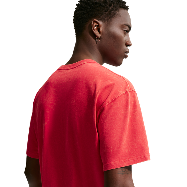 Nike NSW SS Max 90 Tee CWash - Men's - University Red/University Red - Image 2