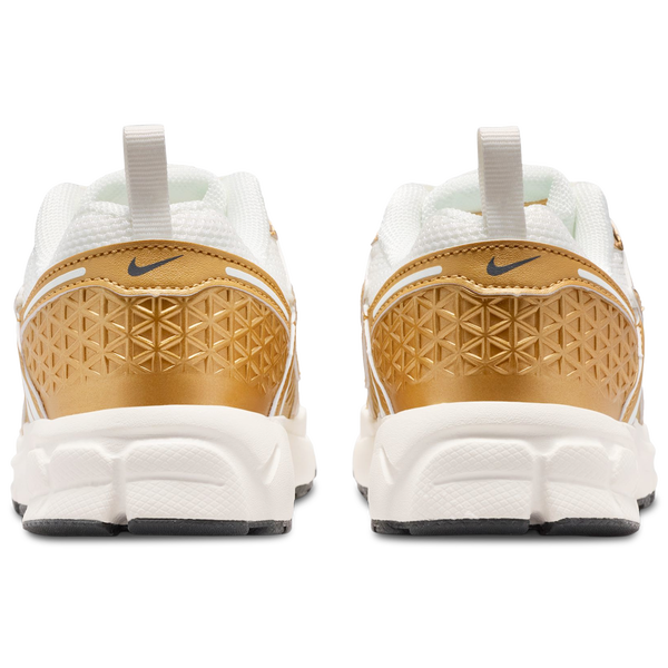 Nike Vomero 5 Lace NA45 - Girls' Preschool - Sail/Metallic Gold/Anthracite - Image 3