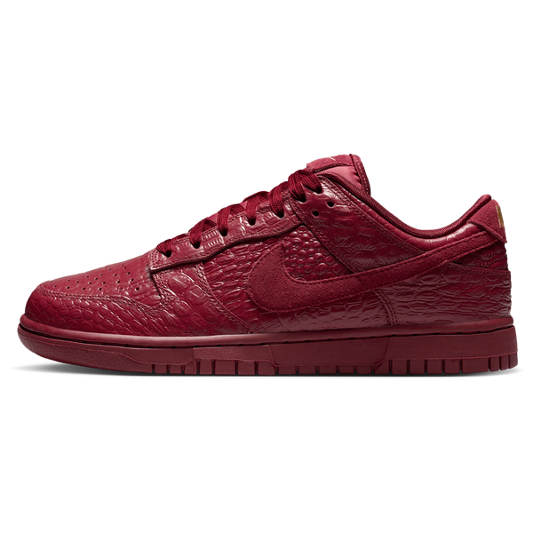 Nike Dunk Low SS - Women's - Team Red/Team Red/Mtlc Gold - Image 2
