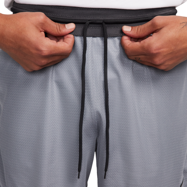 Nike Dri-FIT DNA 6" Shorts - Men's - Cool Grey/Black/Black - Image 3
