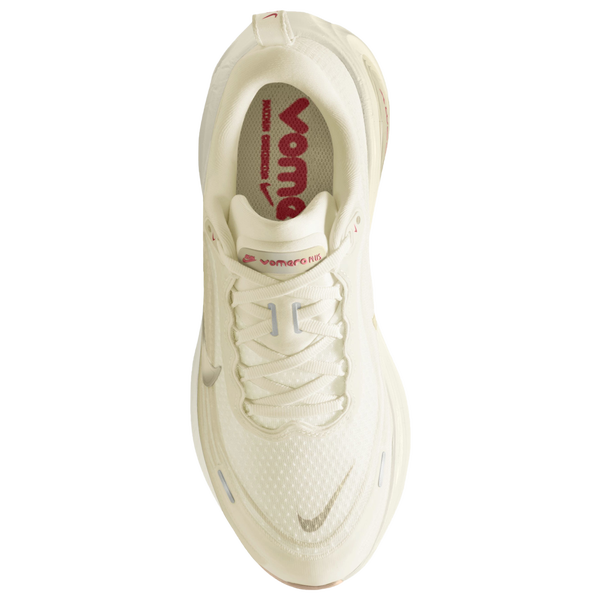 Nike Vomero Plus - Women's - Metallic Gold Grain/Light Khaki/Sail - Image 3