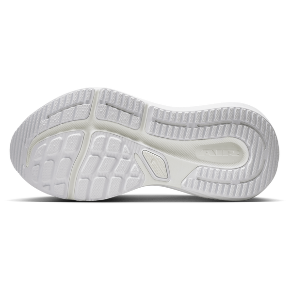 Nike Air Winflo 12 - Women's - White/Summit White - Image 5