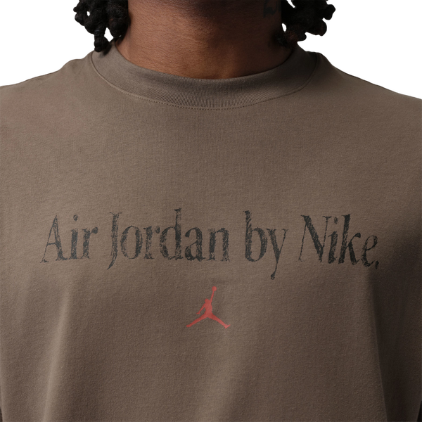 Jordan Brooklyn GFX Sneaker 85 Short Sleeve Crew - Men's - Brown - Image 4
